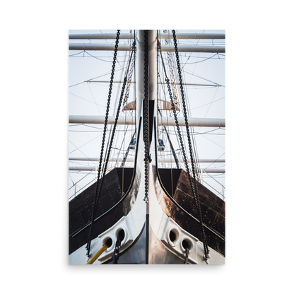 Tirage photo Inspiration "Bow of a historic sailing ship in NYC" - Maritime - The Artistic Way