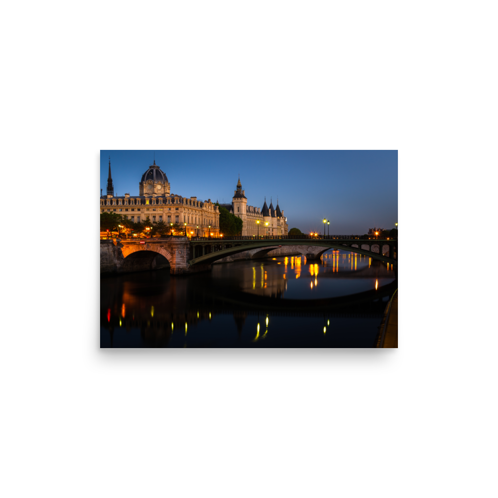 Tirage photo de Paris "Blue Conciergerie" - Paris - The Artistic Way