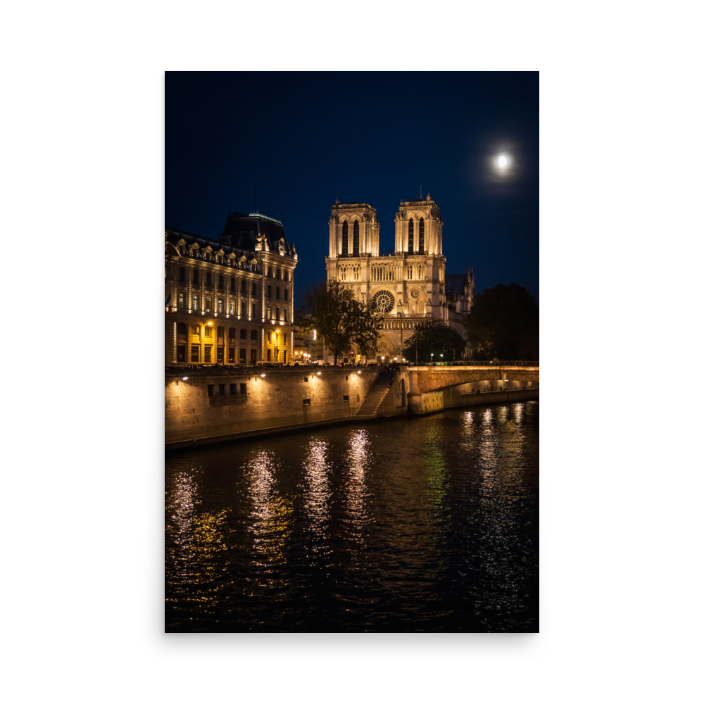 Tirage photo de Paris "Notre-Dame de Paris at Moon Light" - Paris - The Artistic Way