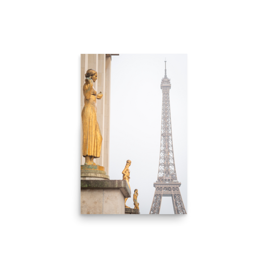 Tirage photo de Paris "From Trocadero to the foggy tower" - Paris