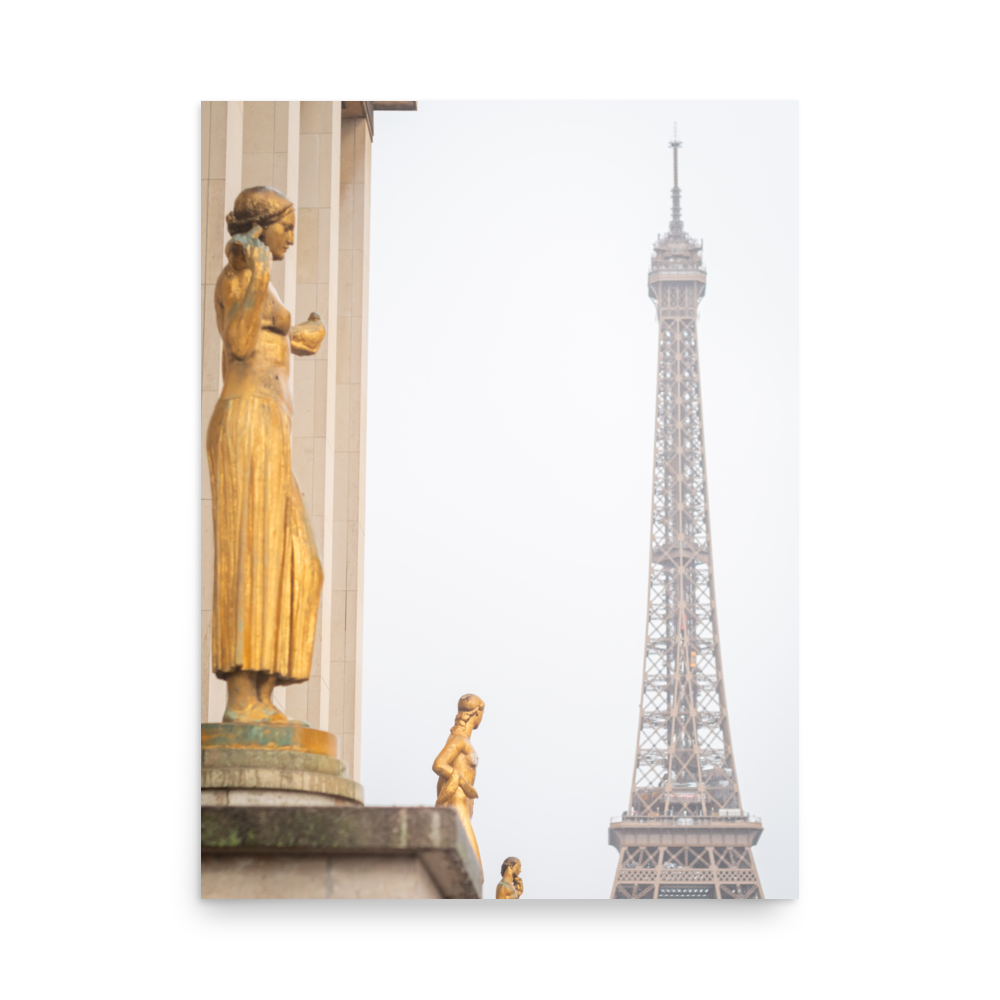 Tirage photo de Paris "From Trocadero to the foggy tower" - Paris
